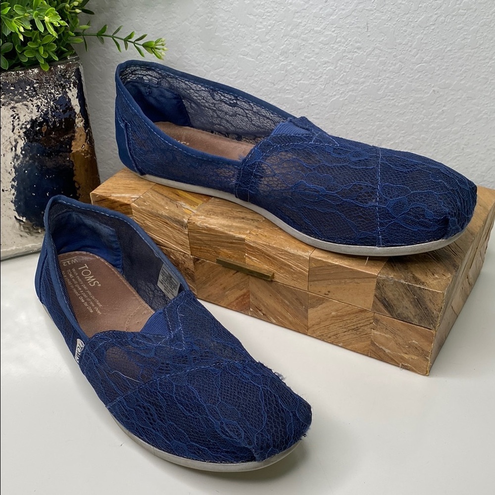 TOMS Classic Lace Slip On Shoes Navy Blue Size‎ 12
